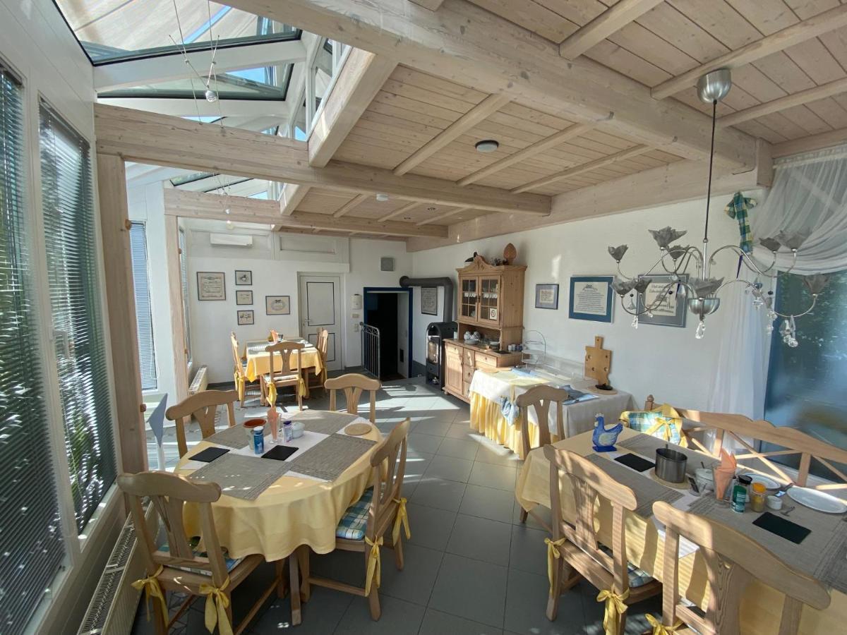 Pension-Ferienwohnung Liesbachtal Direkt Am Waldrand Bayerische Rhoen Schonau an der Brend Luaran gambar