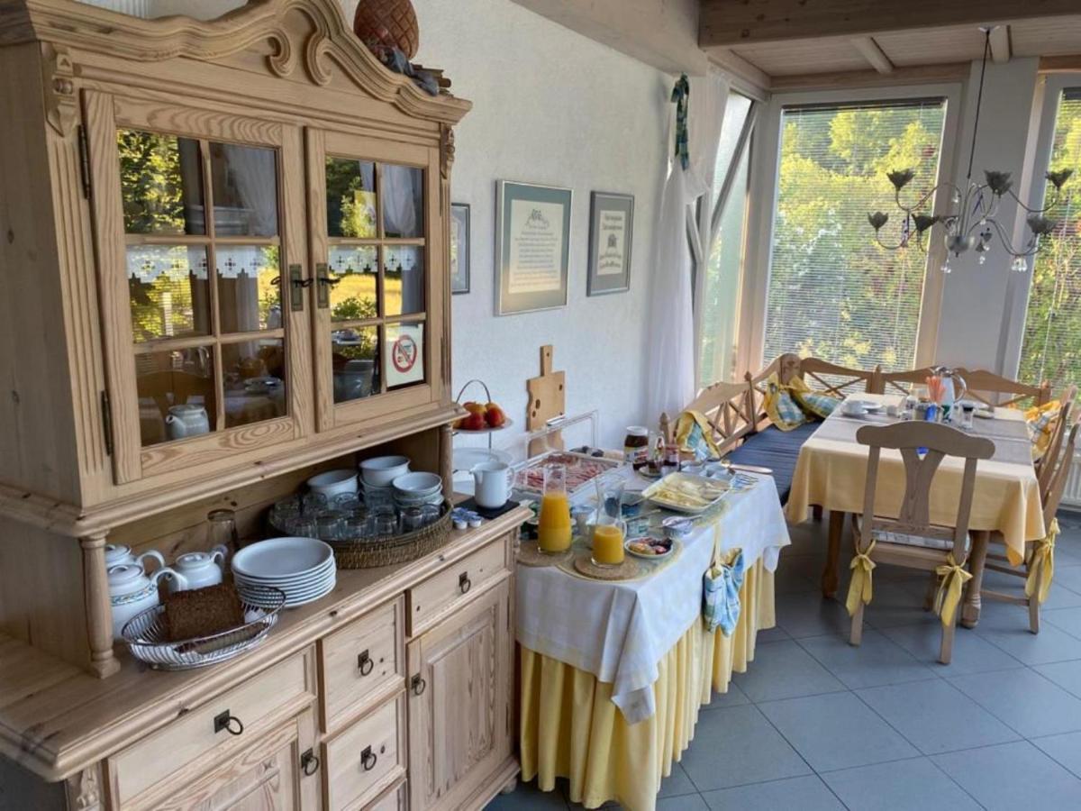 Pension-Ferienwohnung Liesbachtal Direkt Am Waldrand Bayerische Rhoen Schonau an der Brend Luaran gambar