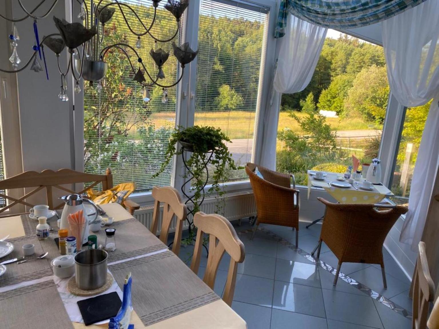 Pension-Ferienwohnung Liesbachtal Direkt Am Waldrand Bayerische Rhoen Schonau an der Brend Bilik gambar