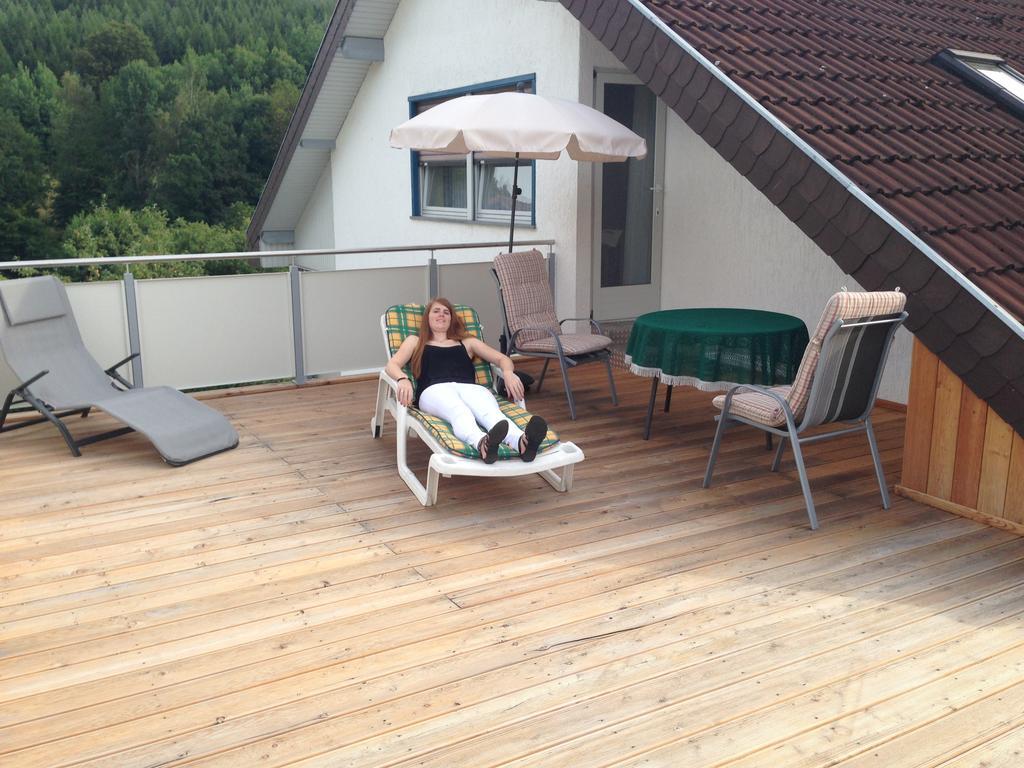 Pension-Ferienwohnung Liesbachtal Direkt Am Waldrand Bayerische Rhoen Schonau an der Brend Bilik gambar